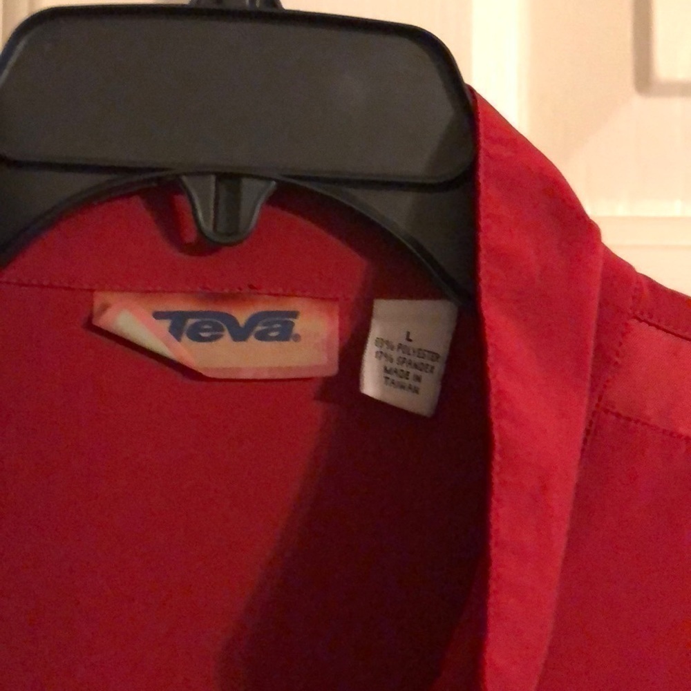 TEVA lightweight pullover - Picture 3 of 4